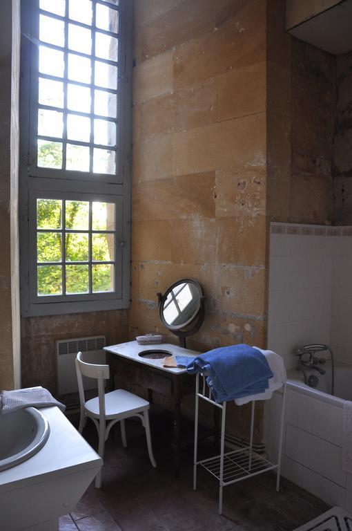 Chateau De Lanquais Bed and Breakfast Esterno foto