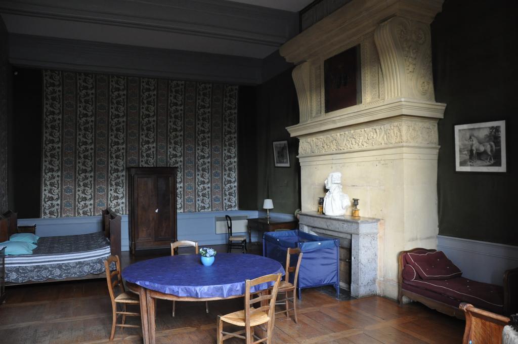 Chateau De Lanquais Bed and Breakfast Esterno foto